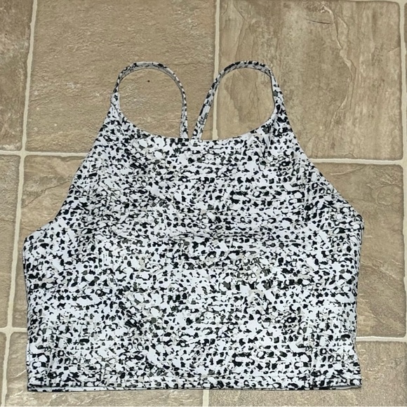 Old Navy Tops - Large Cropped Workout Top